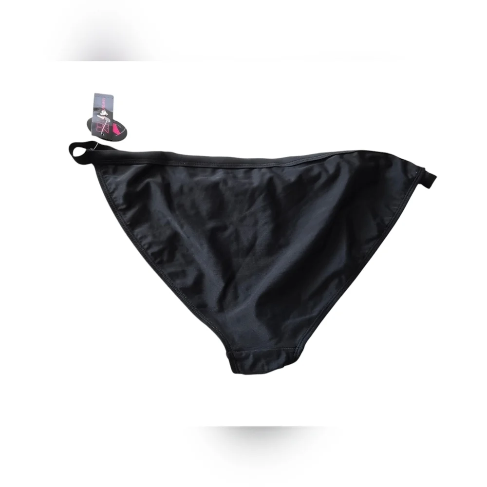 No Boundaries Black Bikini Bottom Size XL